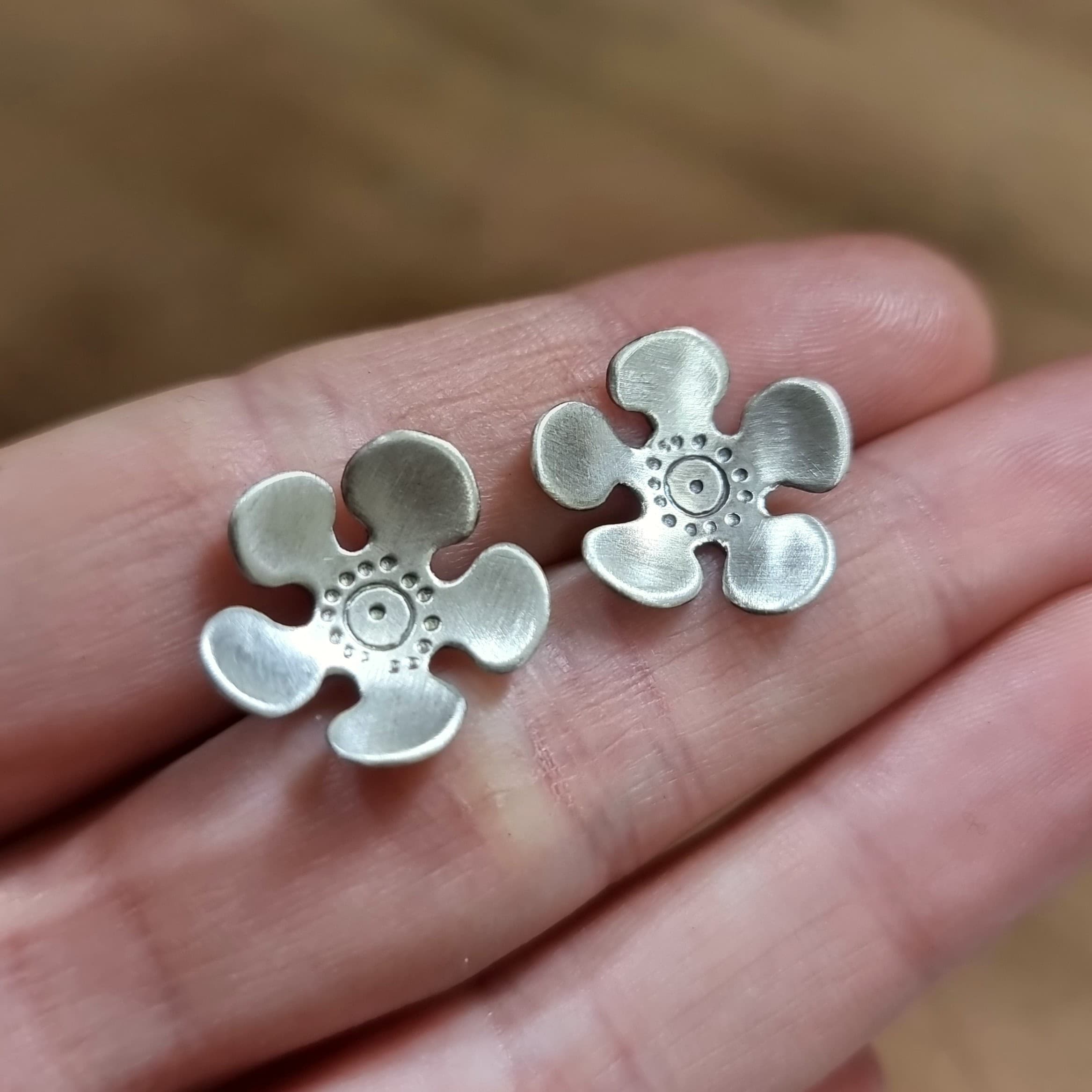 Geraldton Wax Flower Studs — Jemica Ostrofski