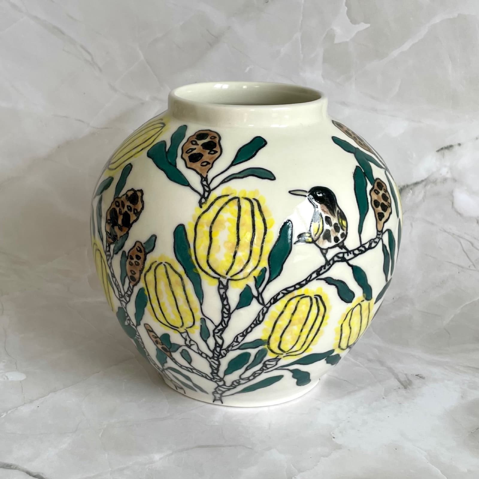 Honeyeaters on Coastal Banksia Vase — Juni Margrie
